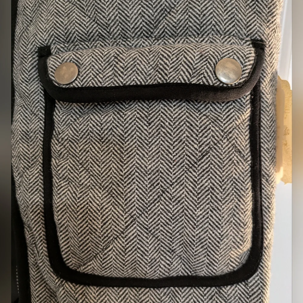 NWT Altar’d State Quilted Herringbone Wool Vest Fall Winter Cozy Warm Sz. Small - Picture 5 of 11